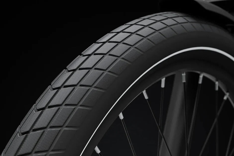 A7-tire-m