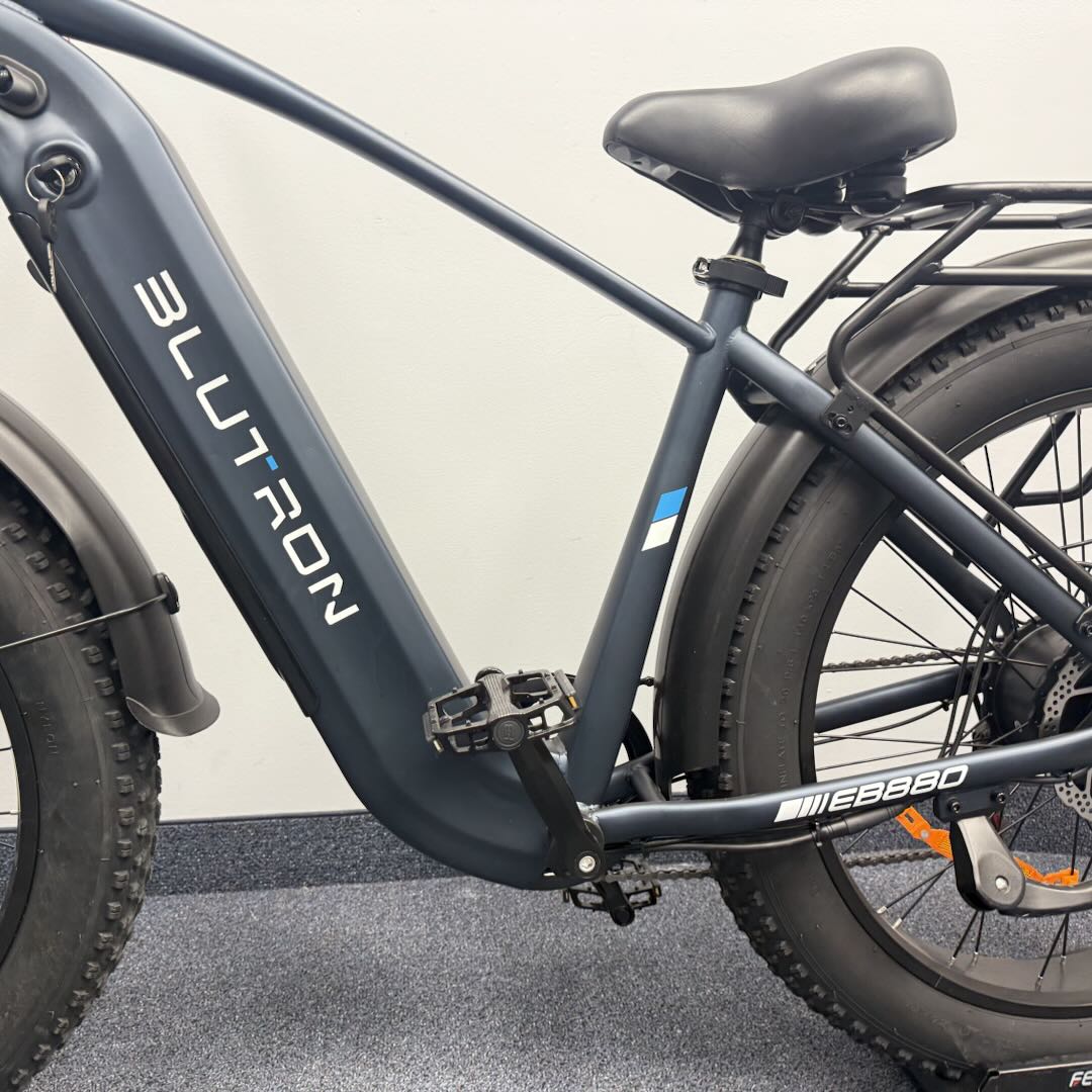 EZbike-BLUTRON-Certified Pre-Owned EB880 Electric Fat Tire Bike
