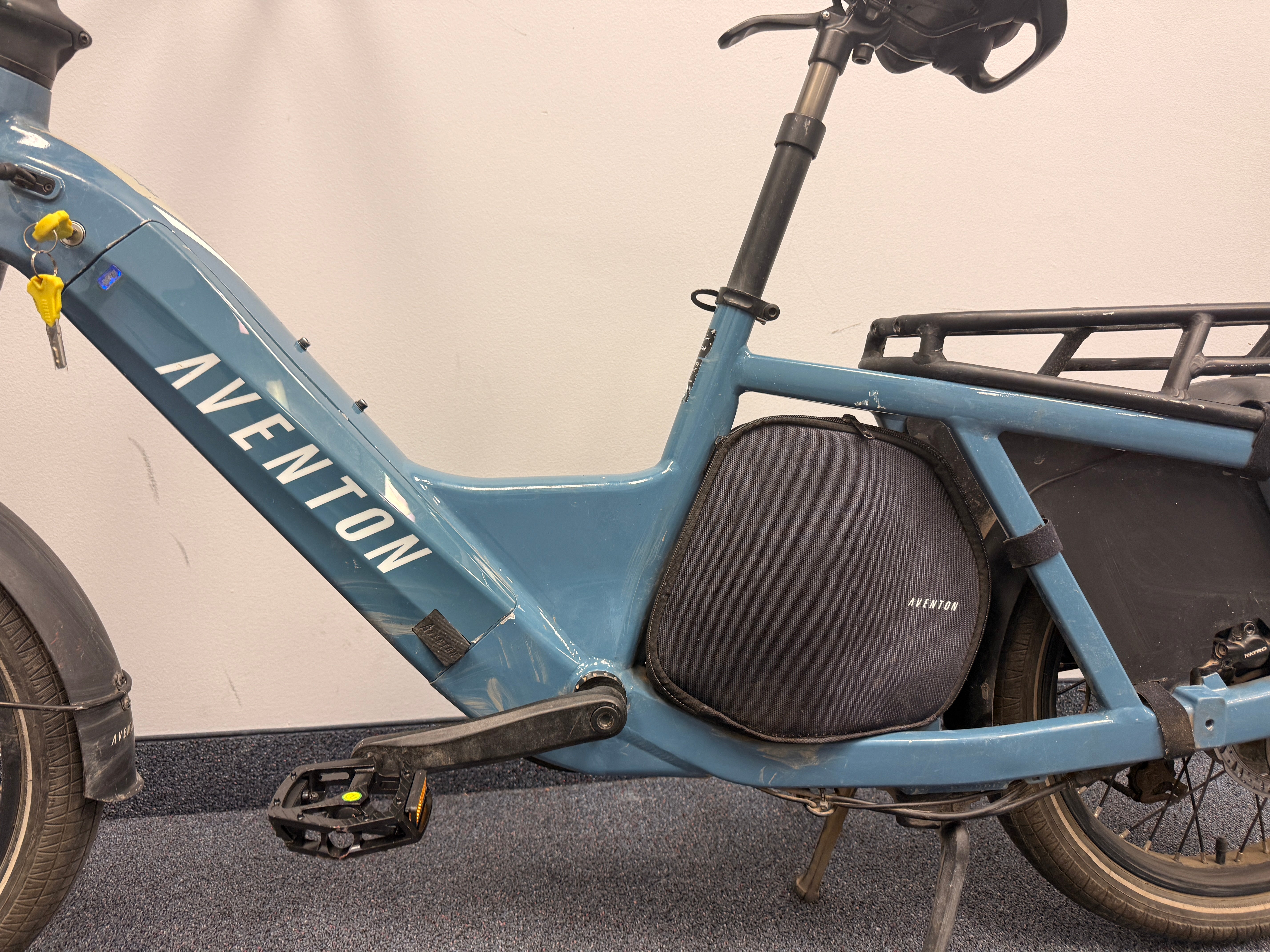 EZbike_Aventon_abound_Pre-Owned