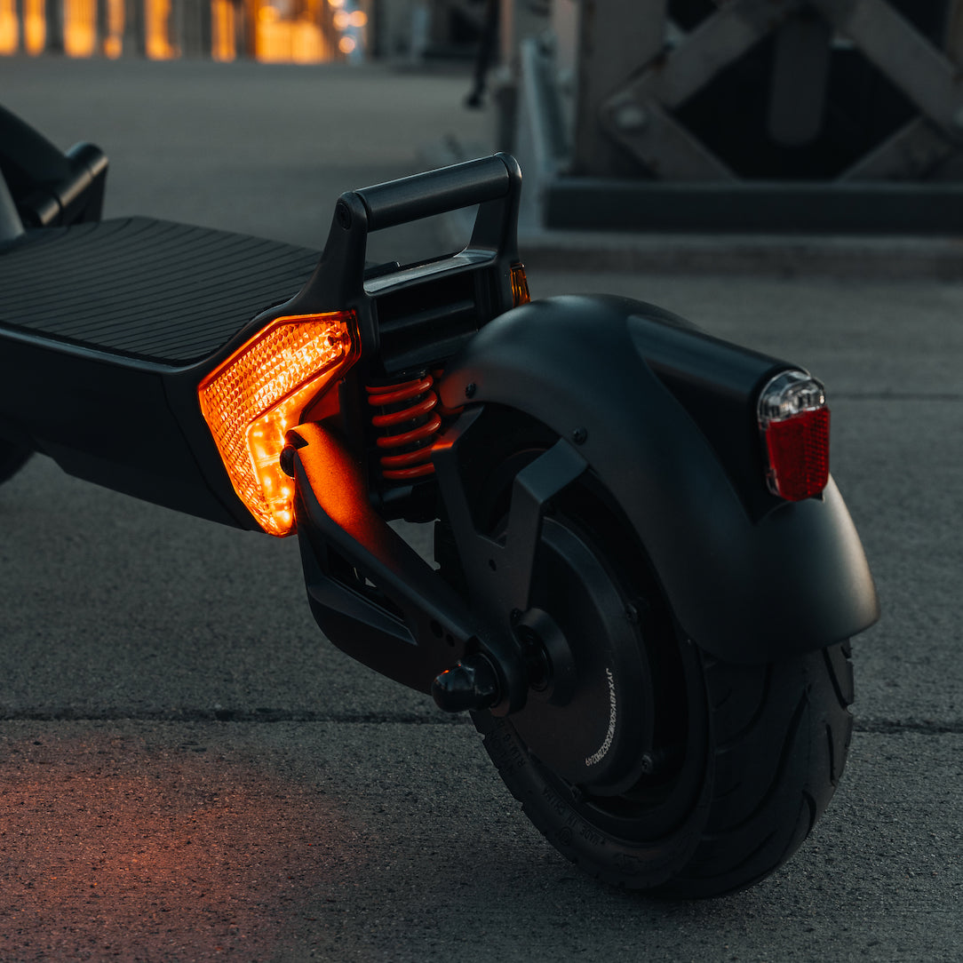 EZbike-APOLLO-City E-Scooter