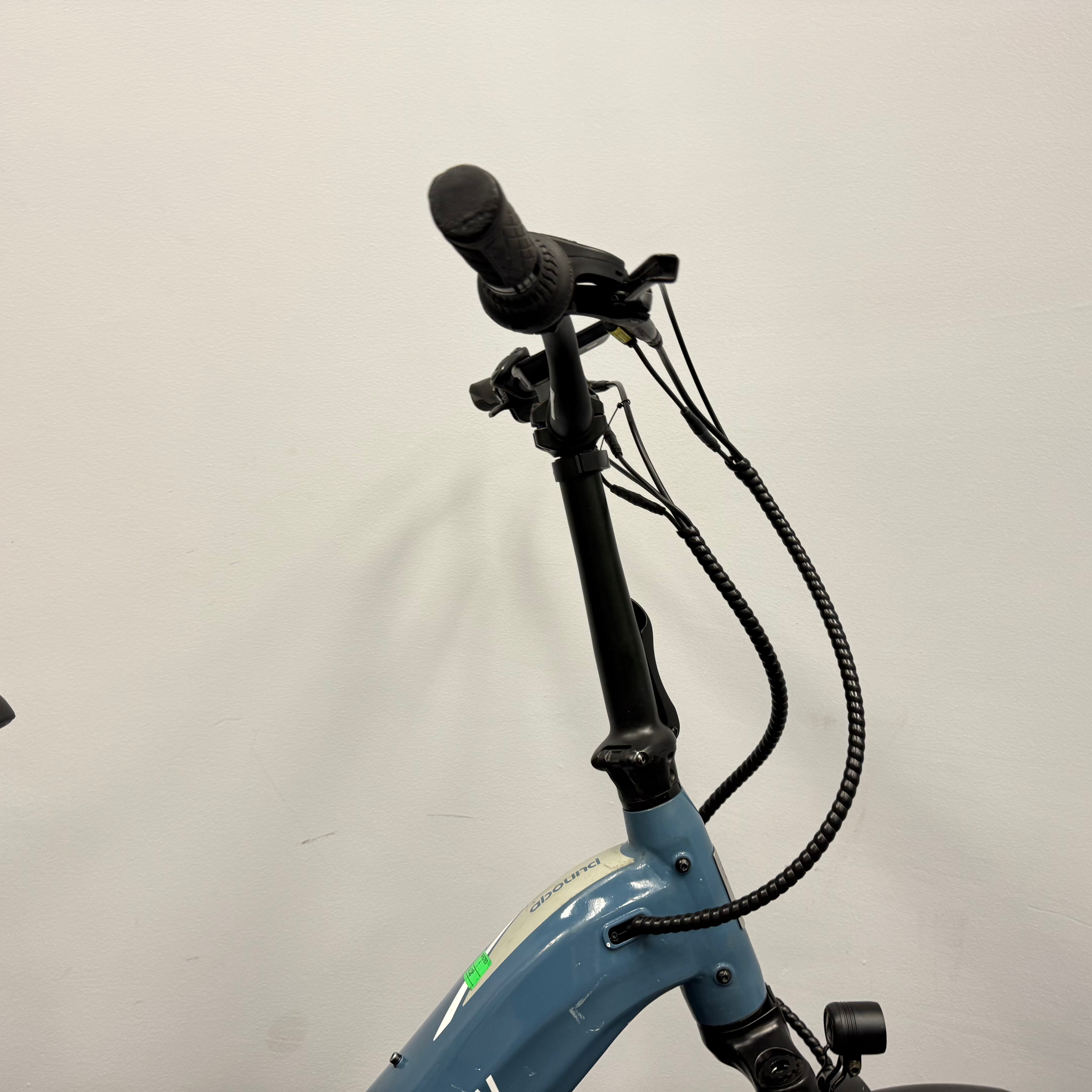 EZbike-AVENTON-Certified Pre-Owned Abound