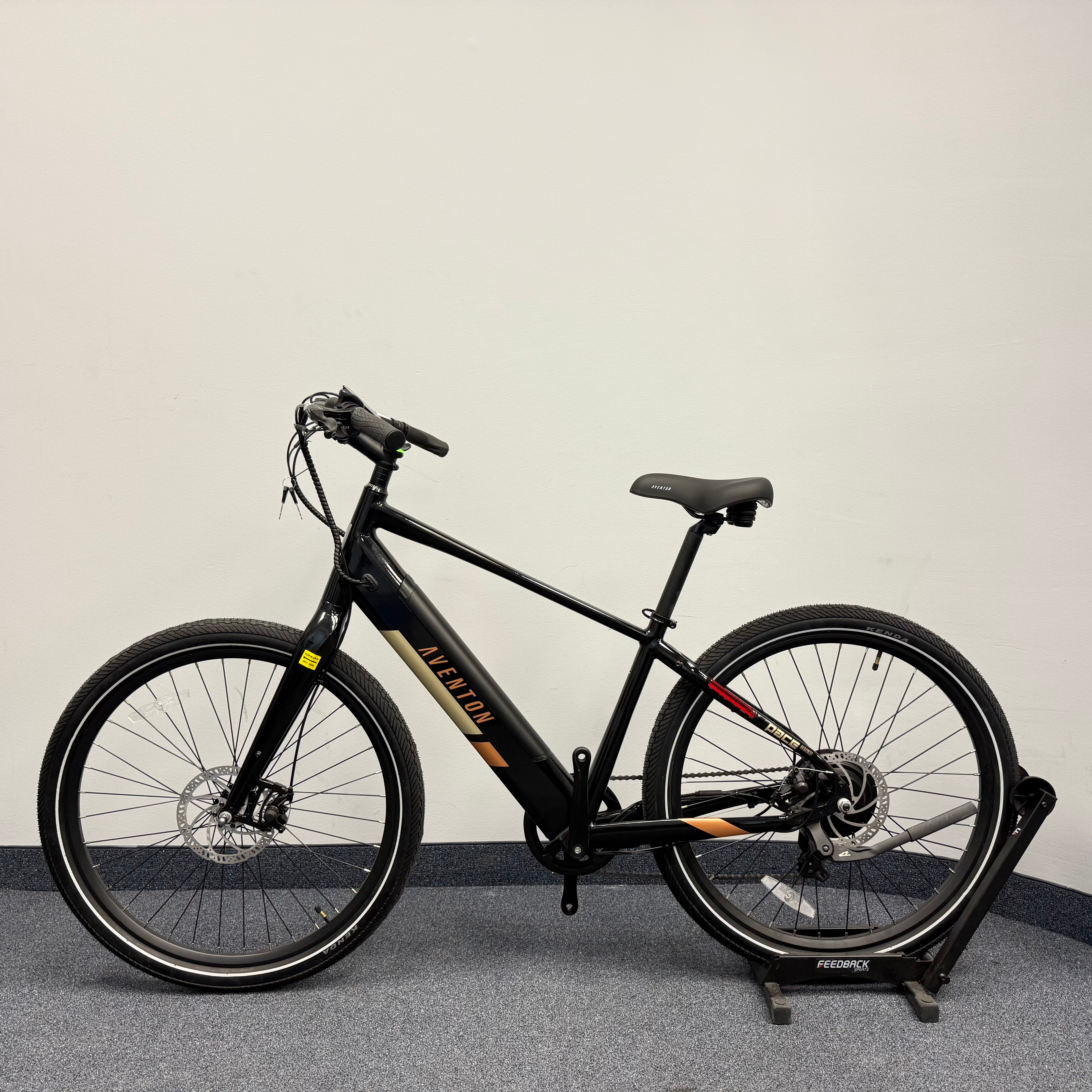 Open Box Aventon Pace 350 Next-Gen Black