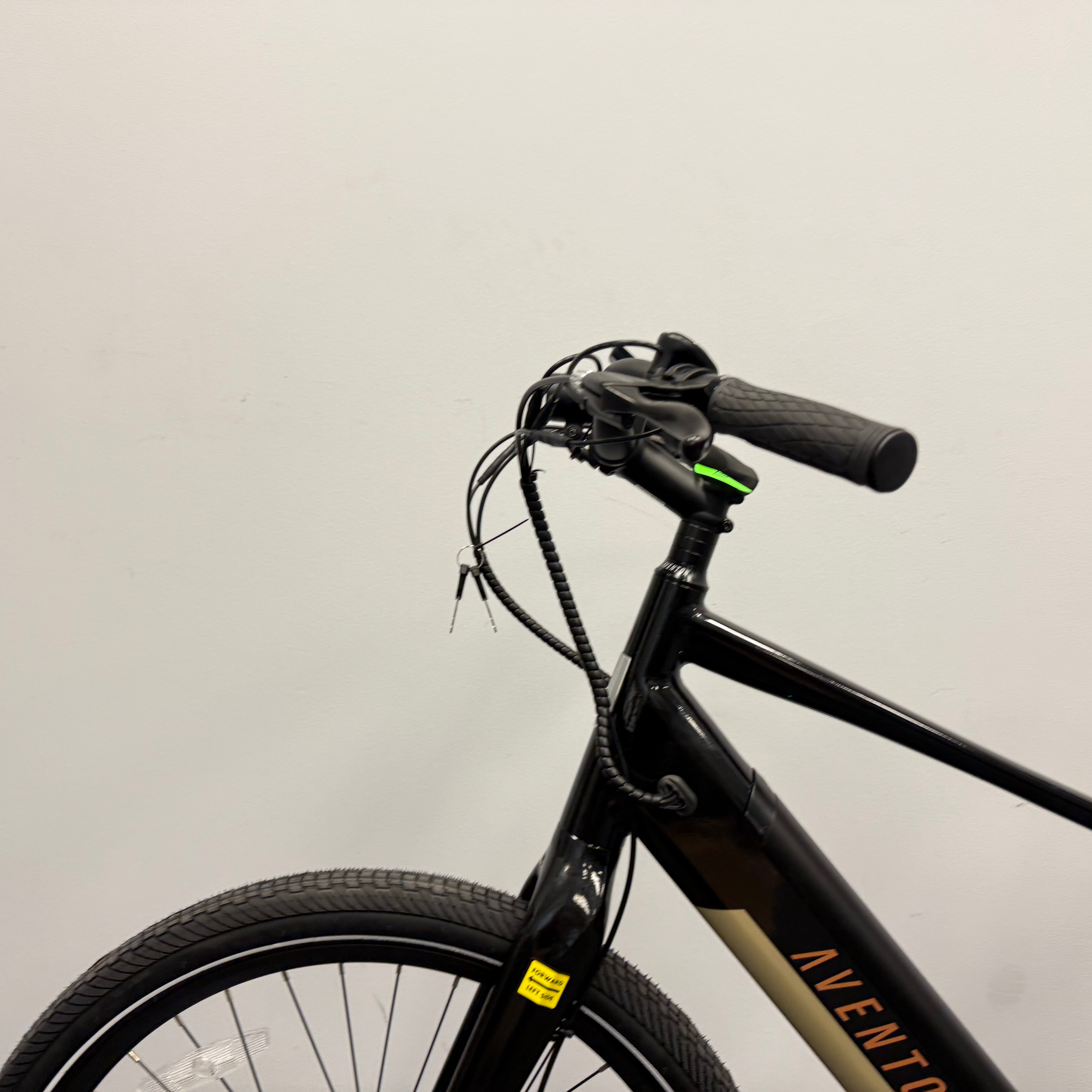 Open Box Aventon Pace 350 Next-Gen Black