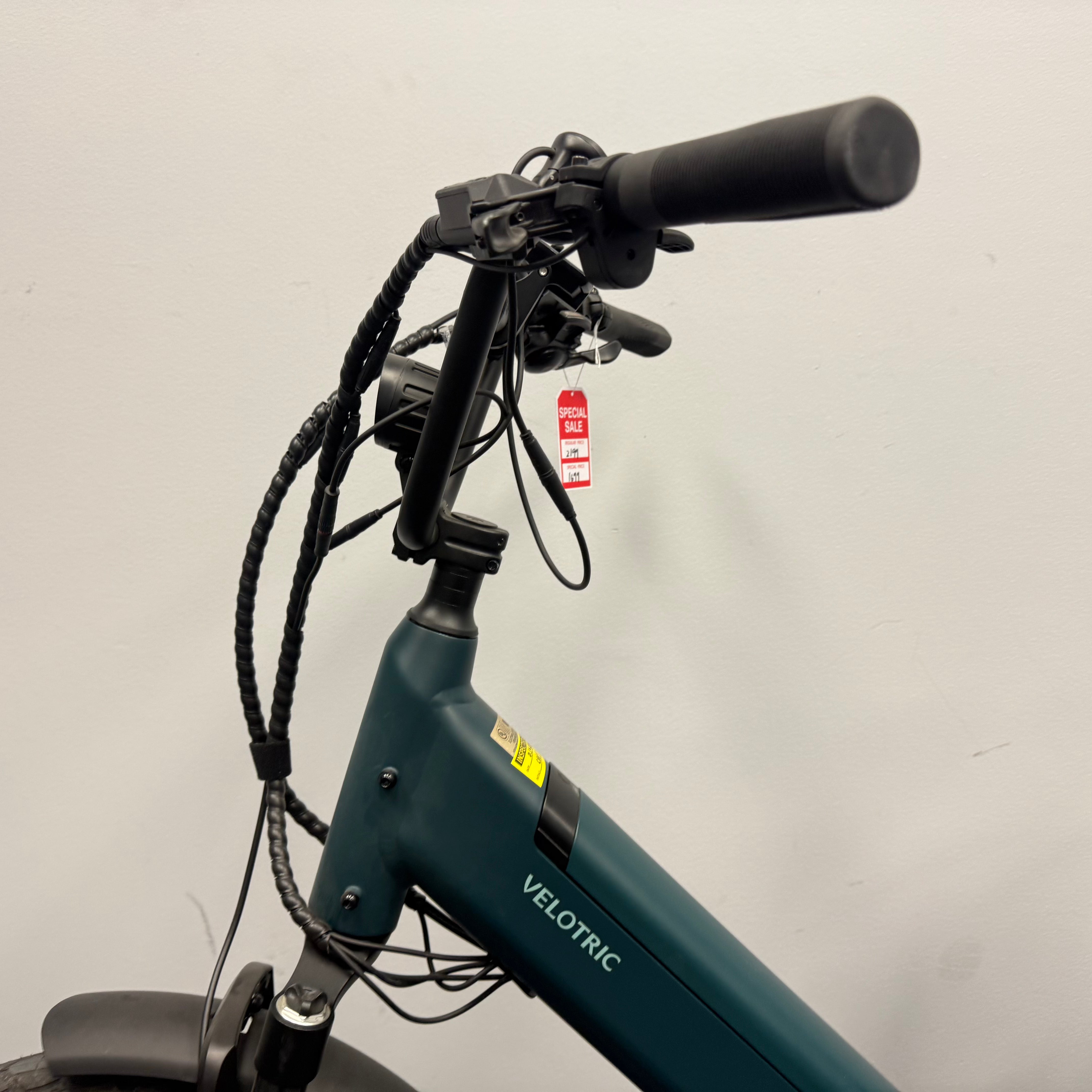 Ezbike-Certified Pre-owned Go 1 Step-Through E-Bike-VELOTRIC