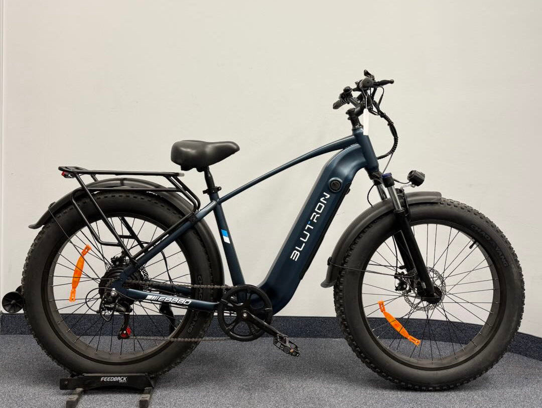 Vélo électrique à gros pneus EB880 (boîte ouverte)