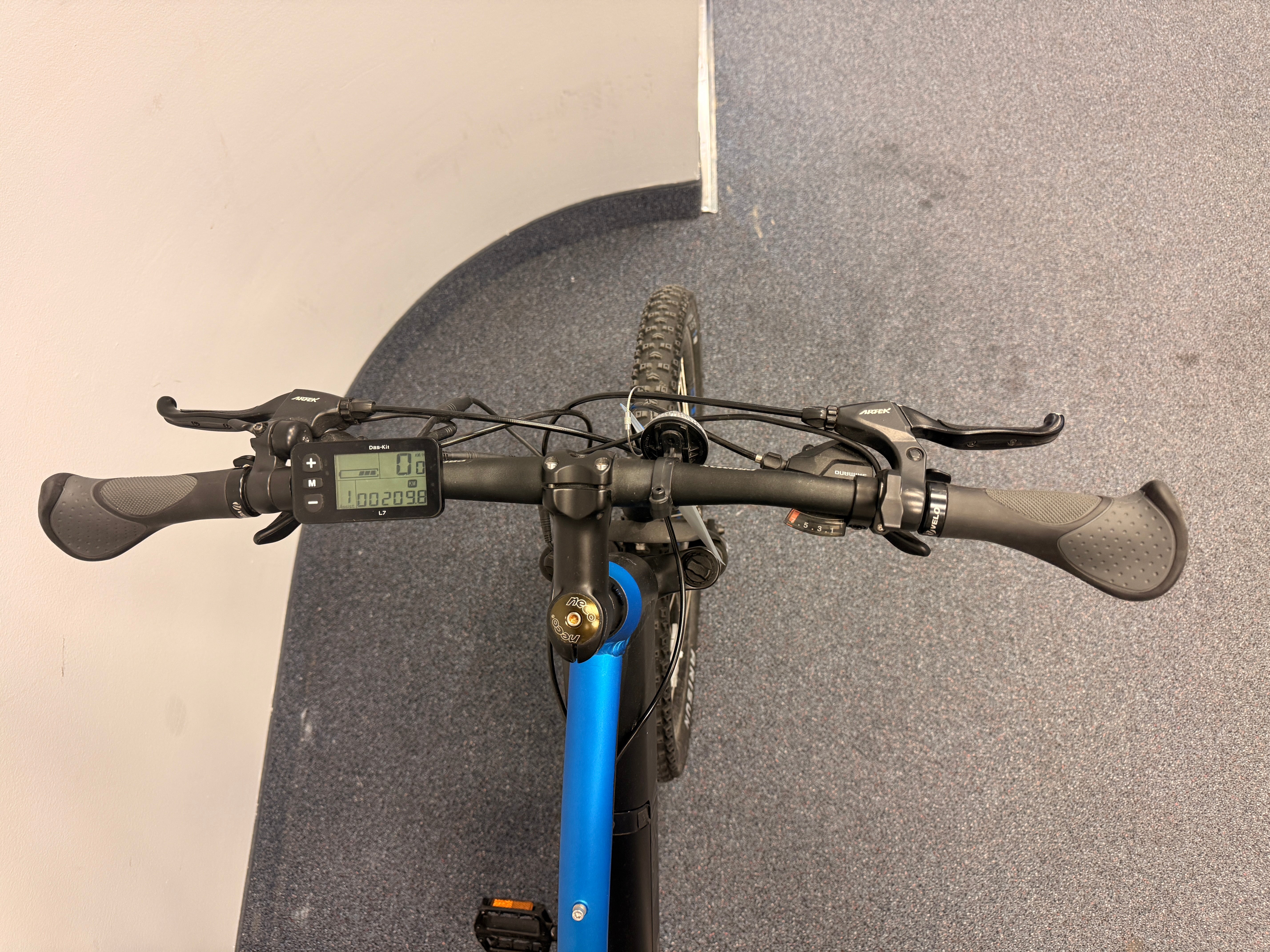 Open box Moscow M3 26" with handlebar