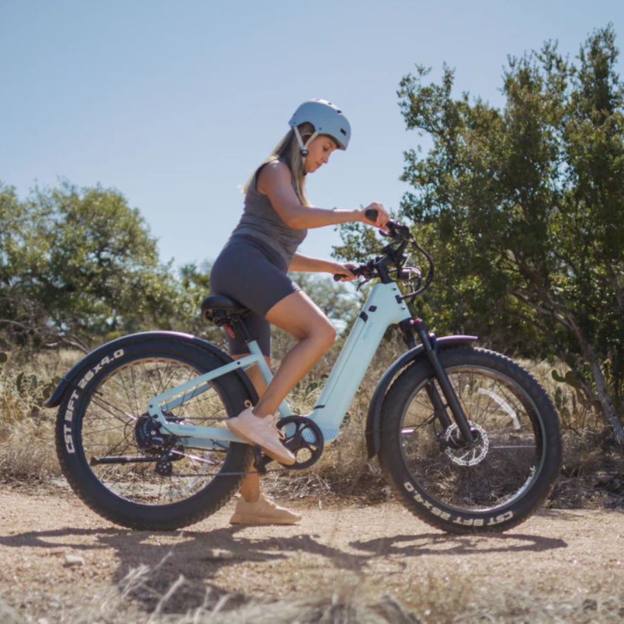 ezbike-canada-velotric-nomad1-feature03