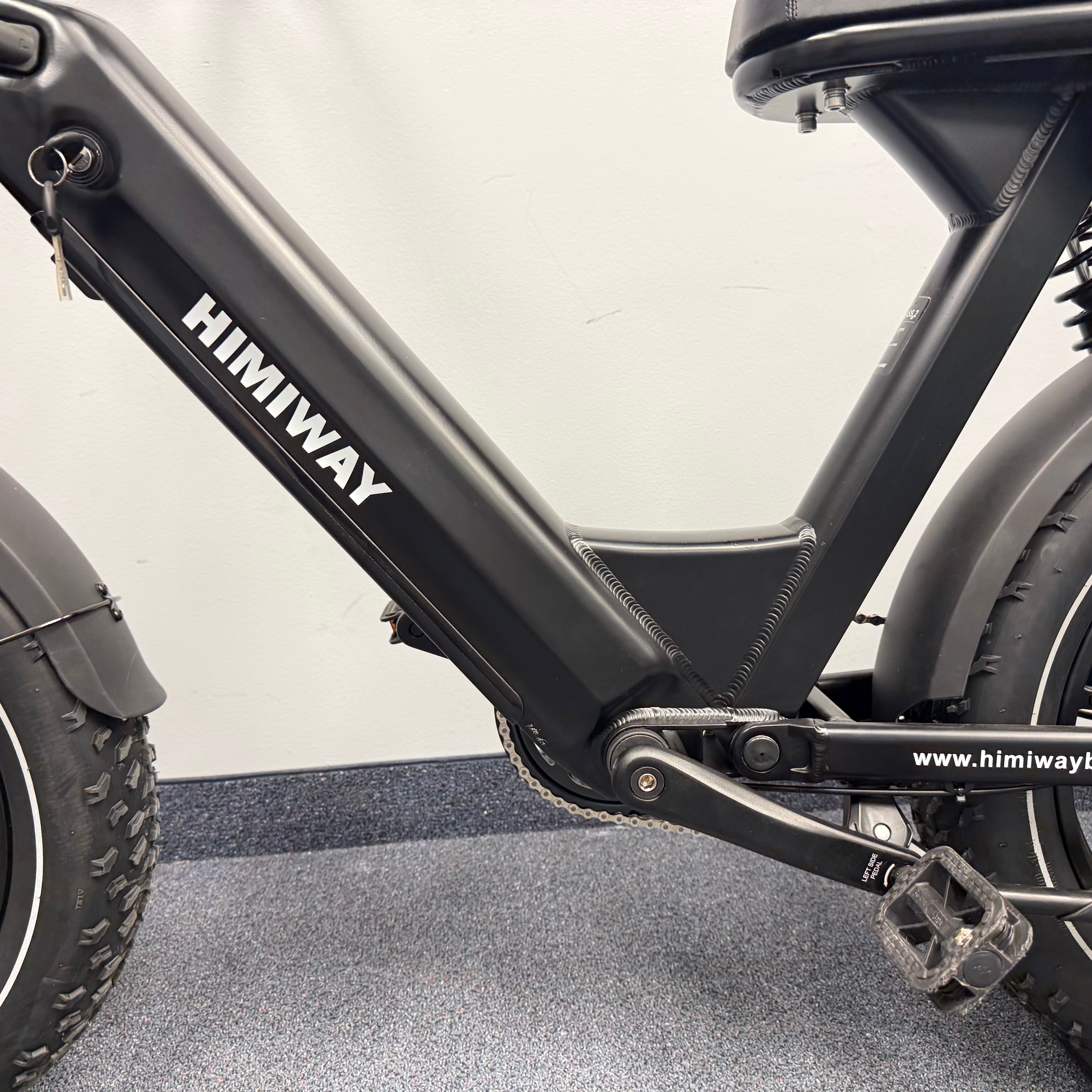 EZbike-Open Box Escape Pro-Himiway