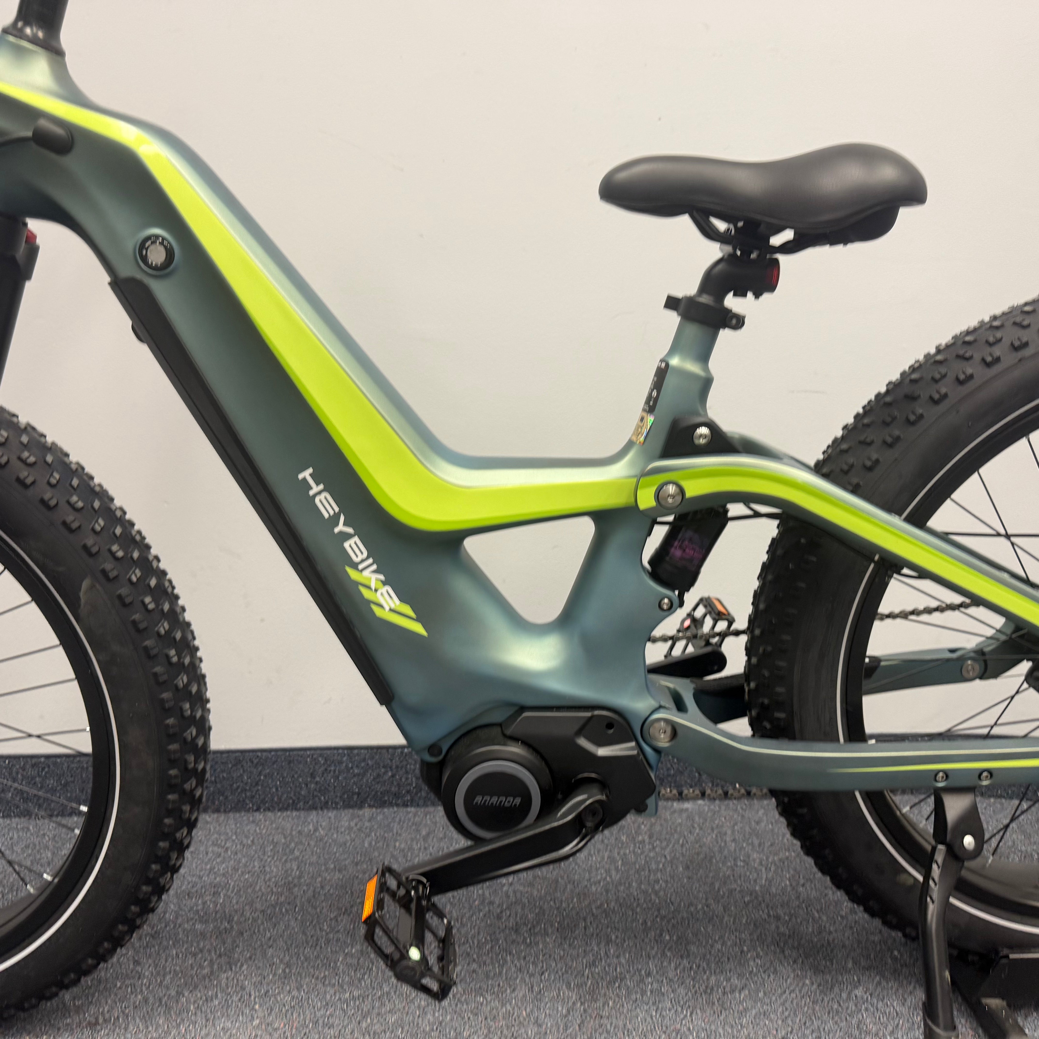 EZbike-Open Box Hero-Heybike