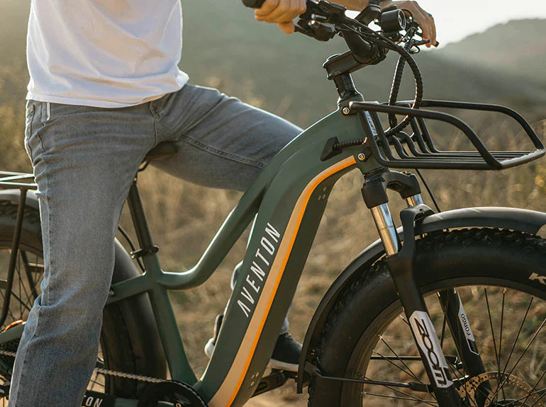 EZbike Canada : Aventon Certified Pre-Owned Aventure 1 Step-Over