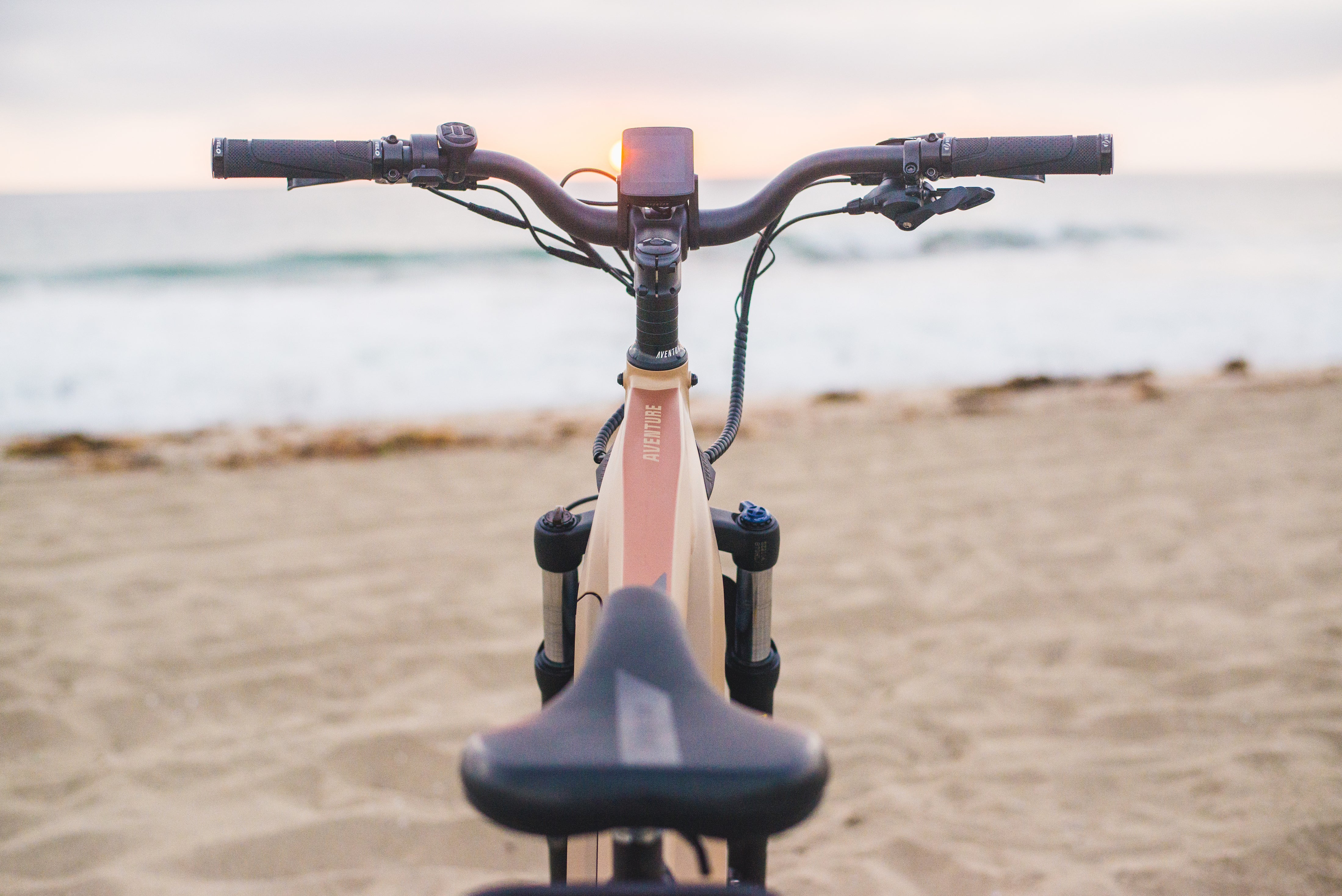 EZbike Canada : Aventon Certified Pre-Owned Aventure 1 Step-Over