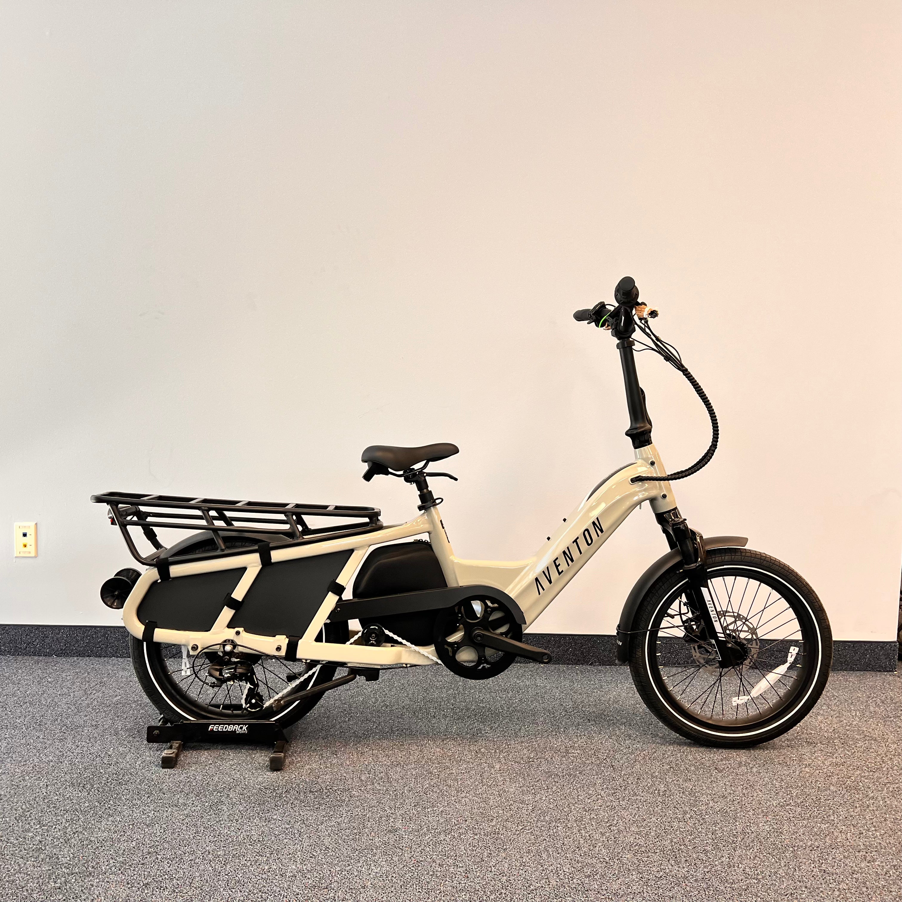 EZbike Canada : Aventon Demo Abound Step Through Sage < 5 KM