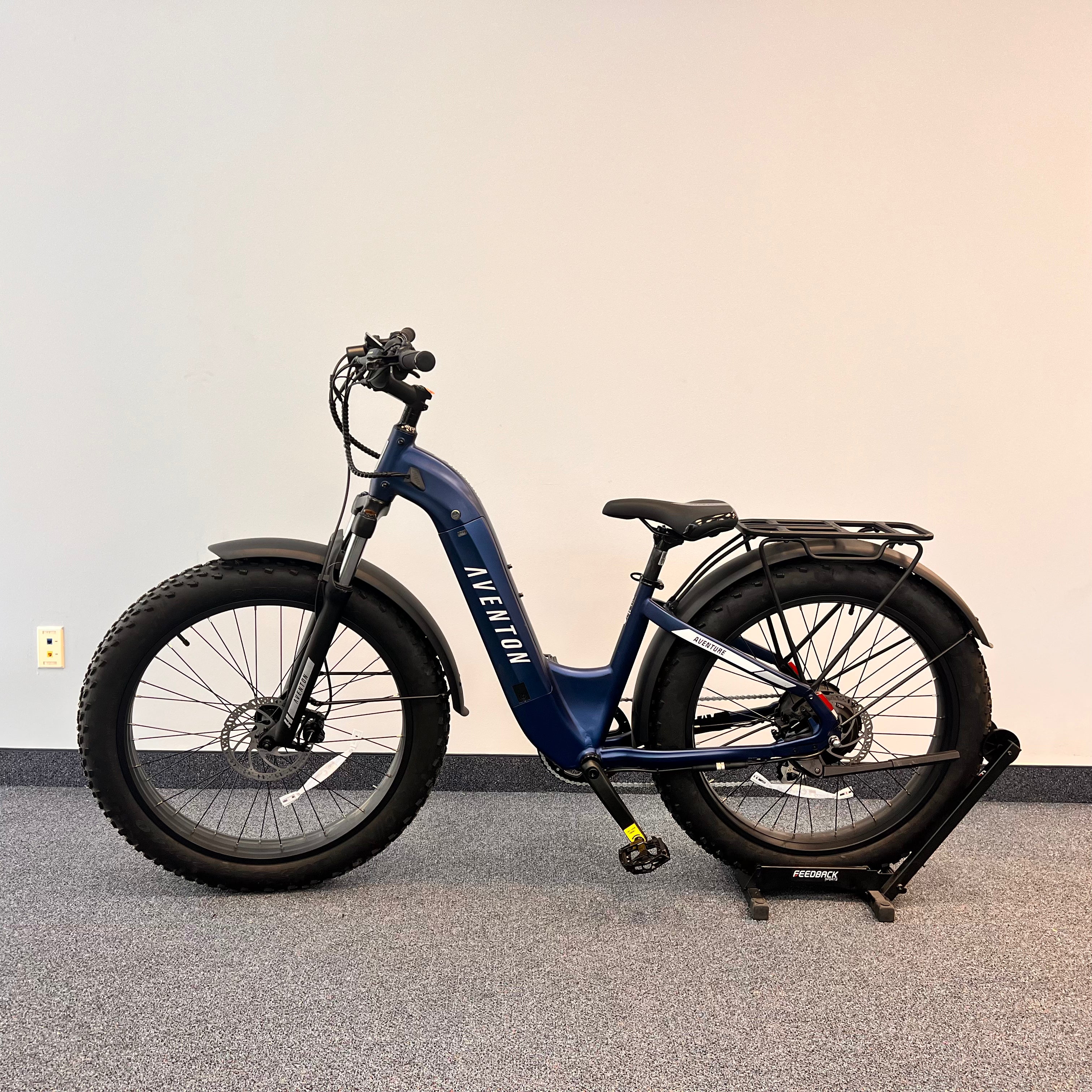 EZbike Canada : Aventon Demo Aventure 2 Step-Through Cobalt < 5 KM