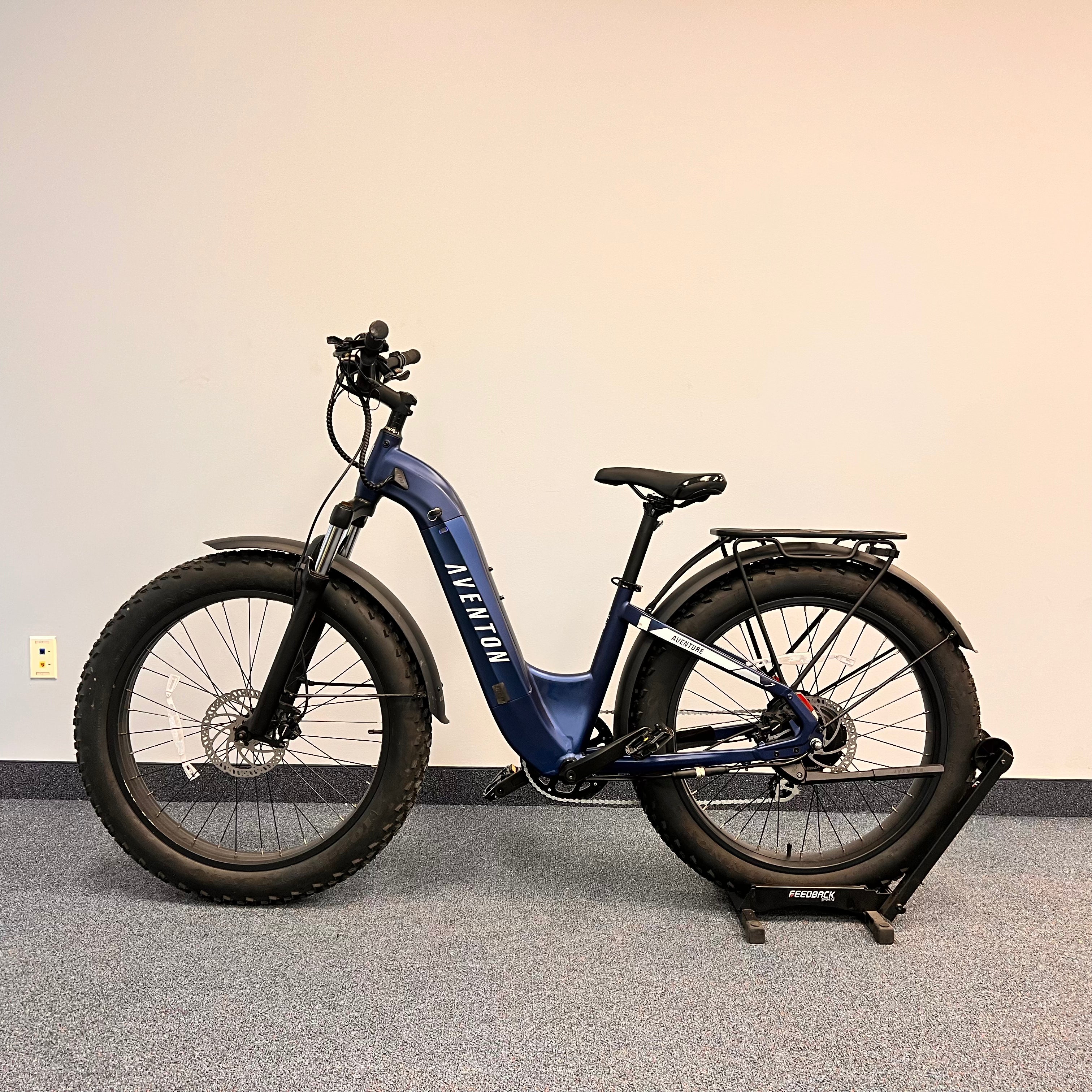 EZbike Canada : Aventon Demo Aventure 2 Step-Through Cobalt < 5 KM