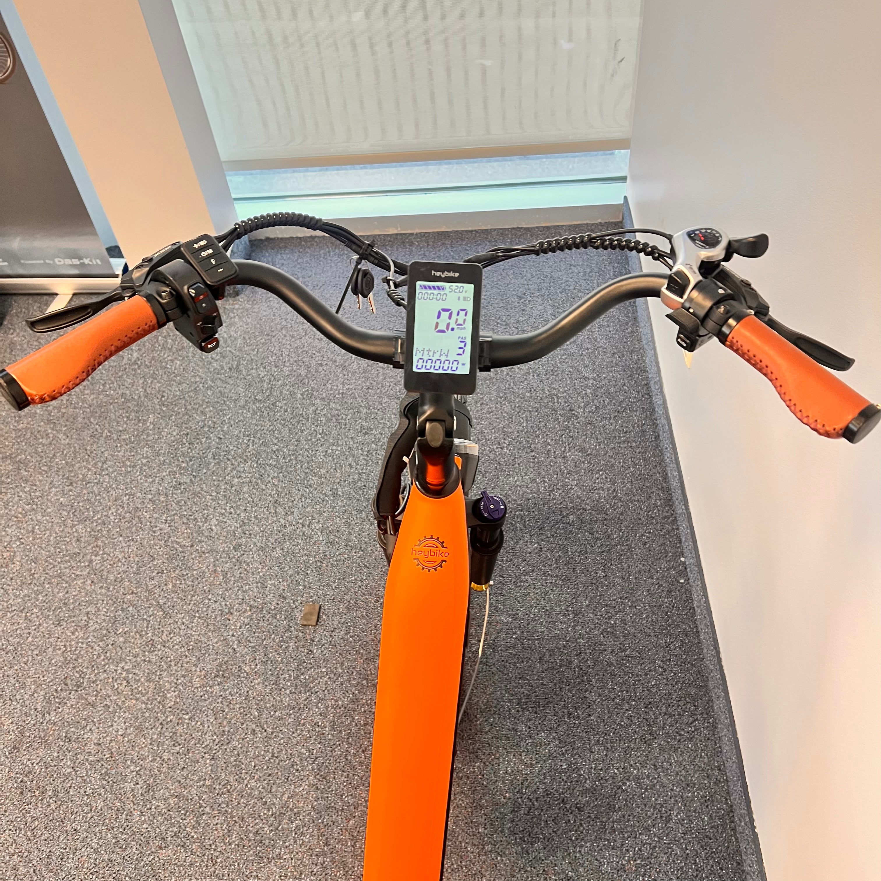 EZbike Canada | Heybike Demo Cityrun Step Through Orange 0 KM