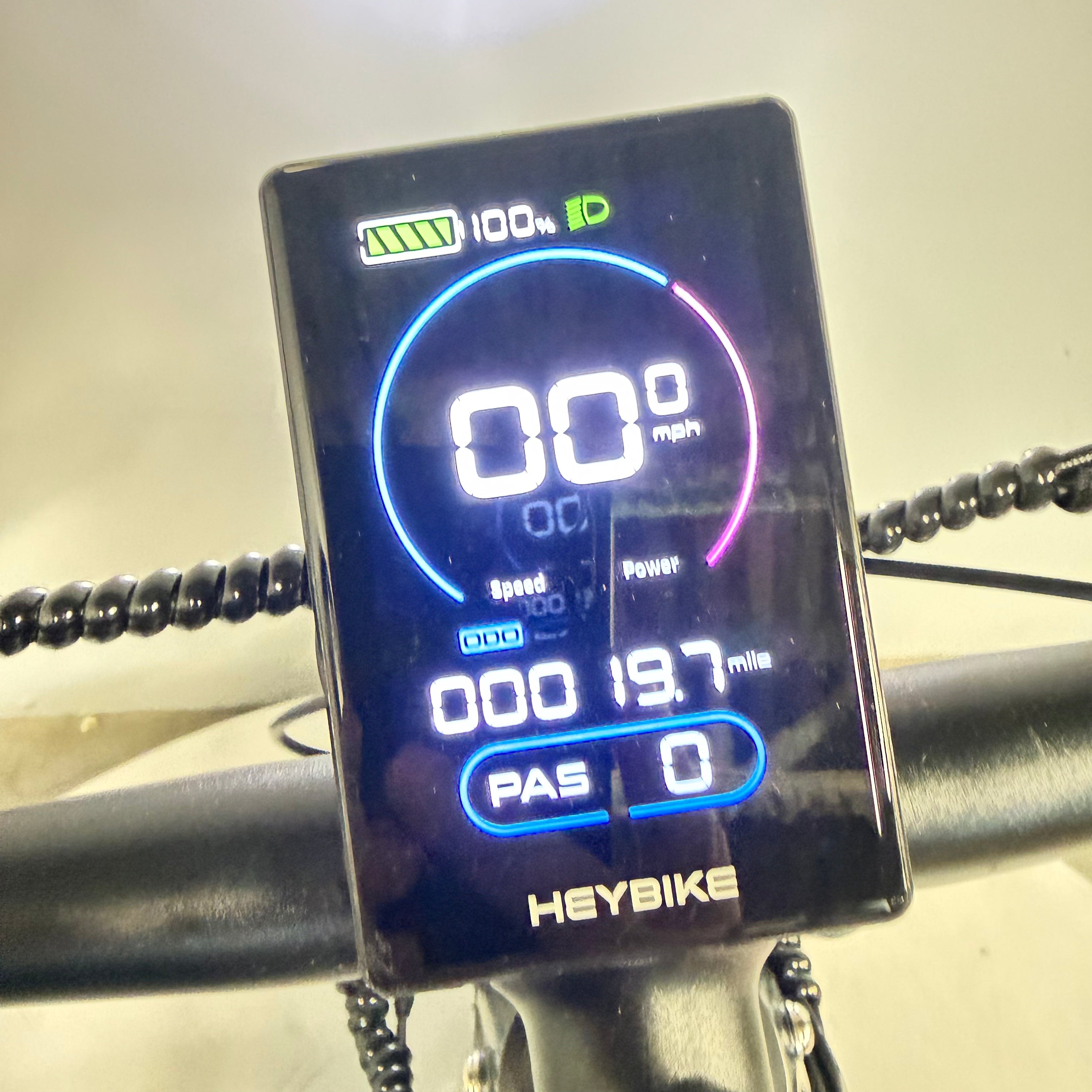 Vélo électrique Alpha à cadre ouvert