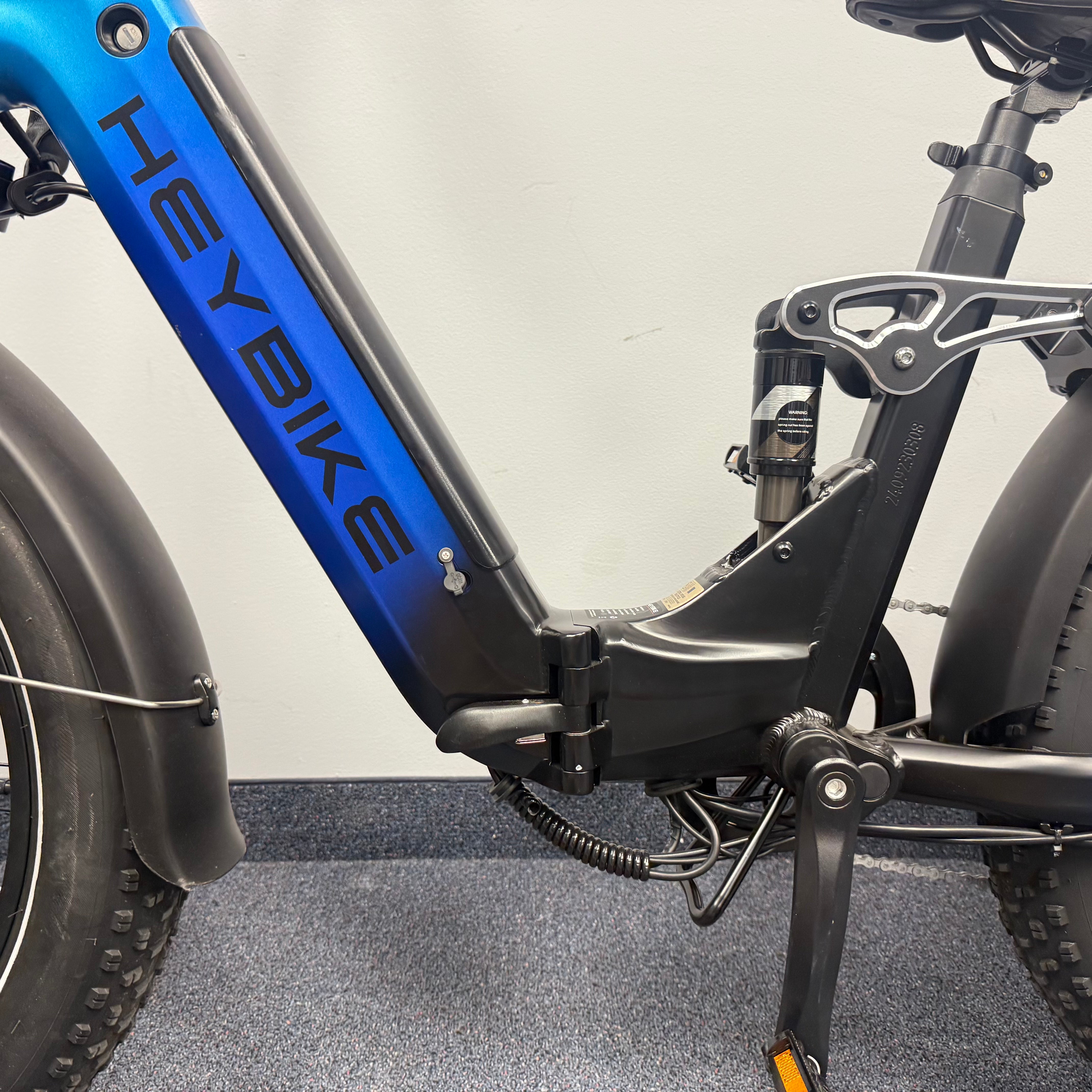 Ezbike-Certified Pre-Owned Horizon E-Bike-HEYBIKE