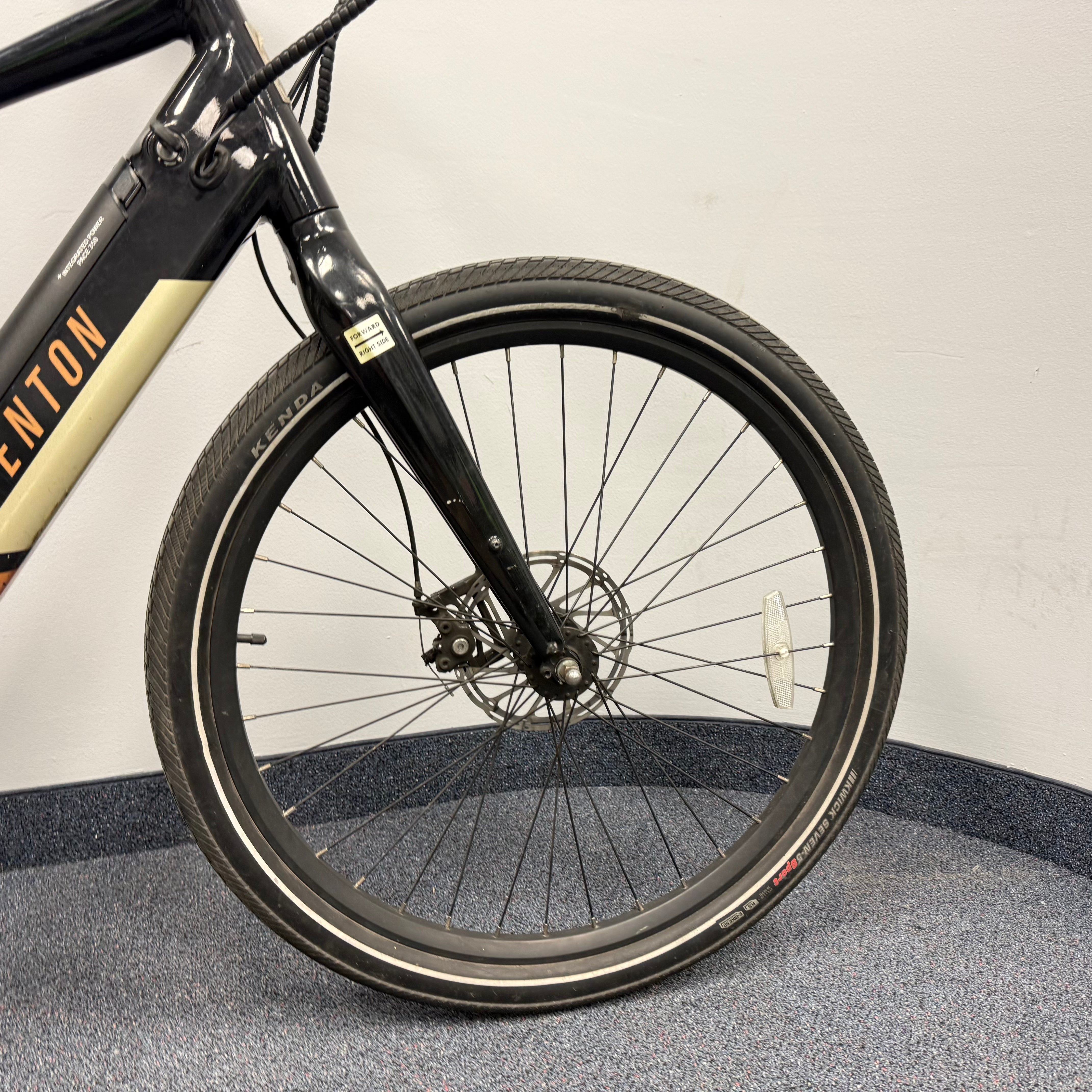 Certified Pre-Owned Aventon Pace 350 Next-Gen Black