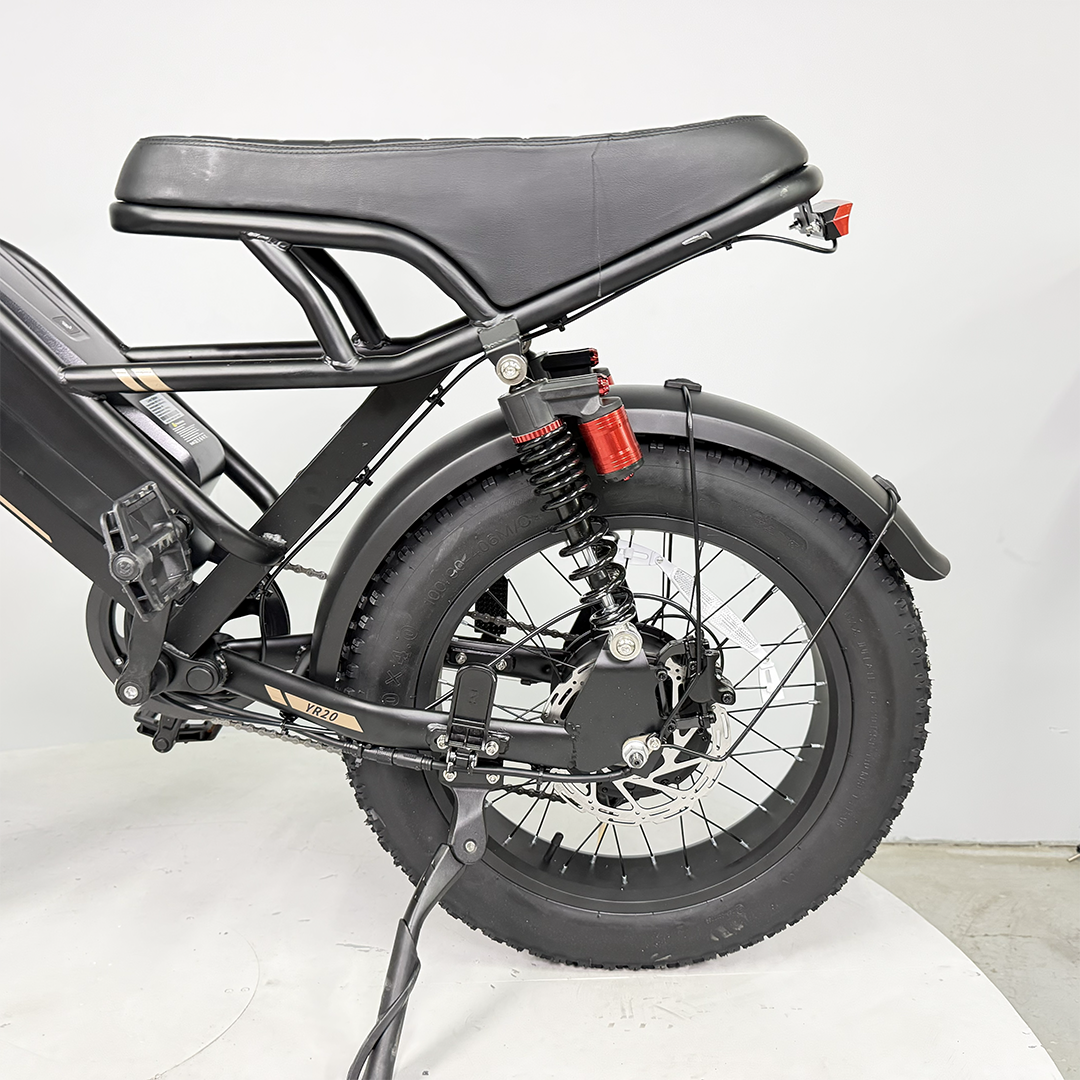 Boîte ouverte AR20