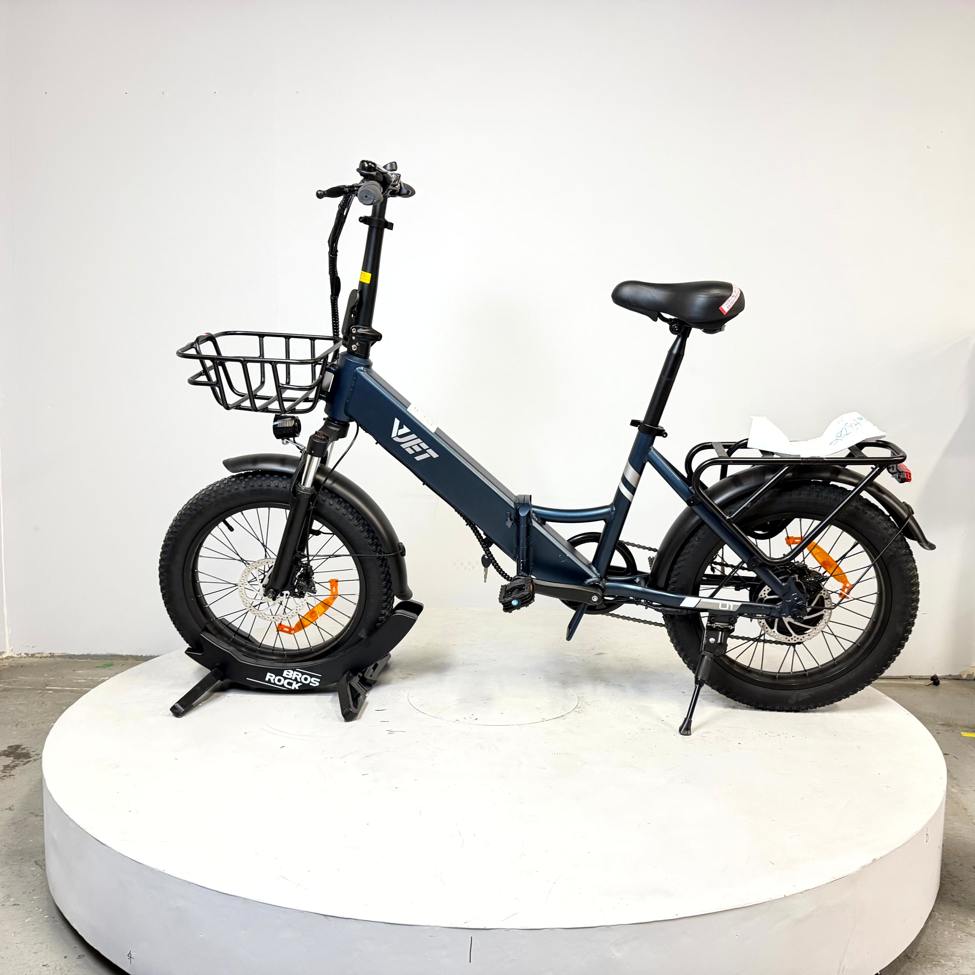 VJET Pre-Owned U1