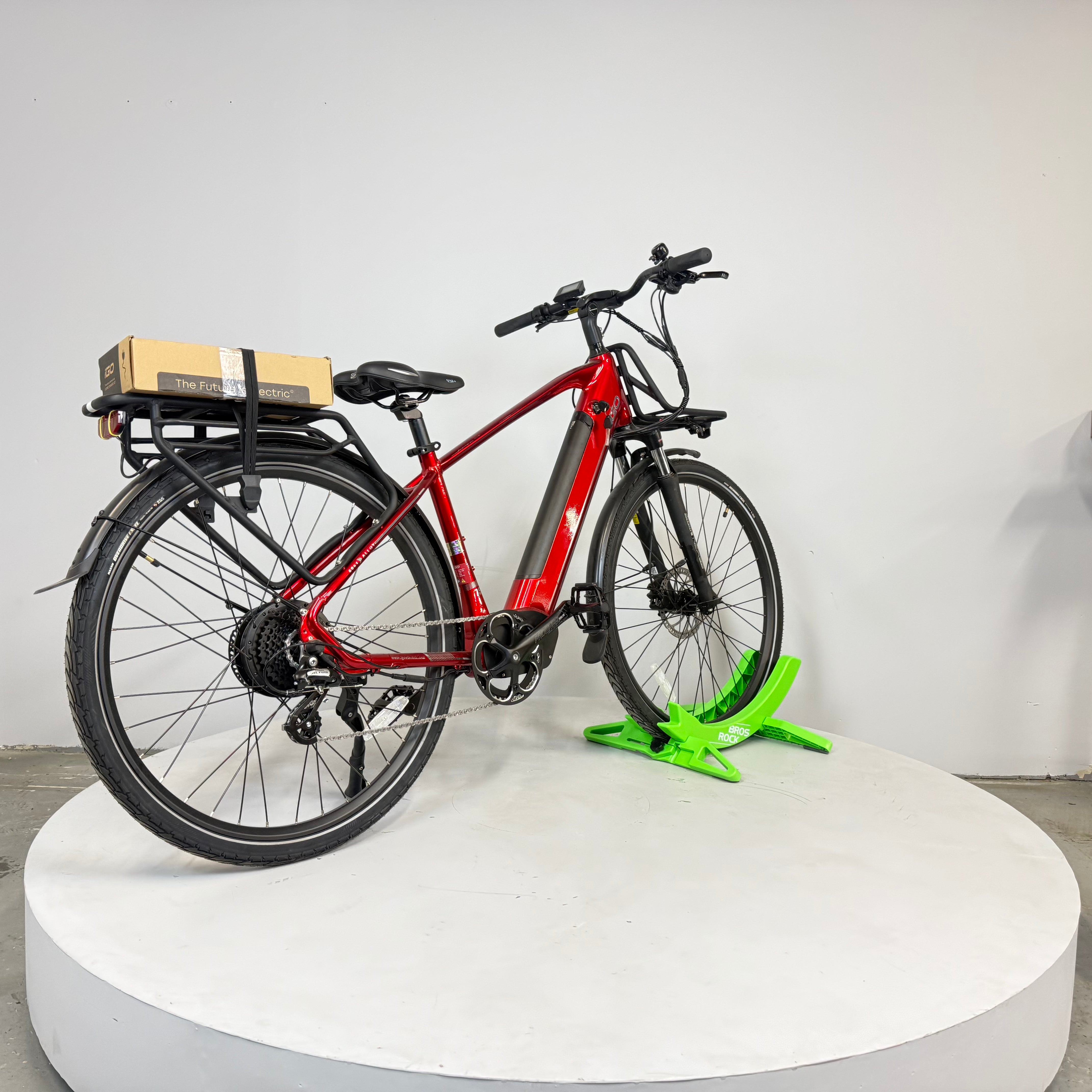 iGO Elite 3D HD Electric Bike