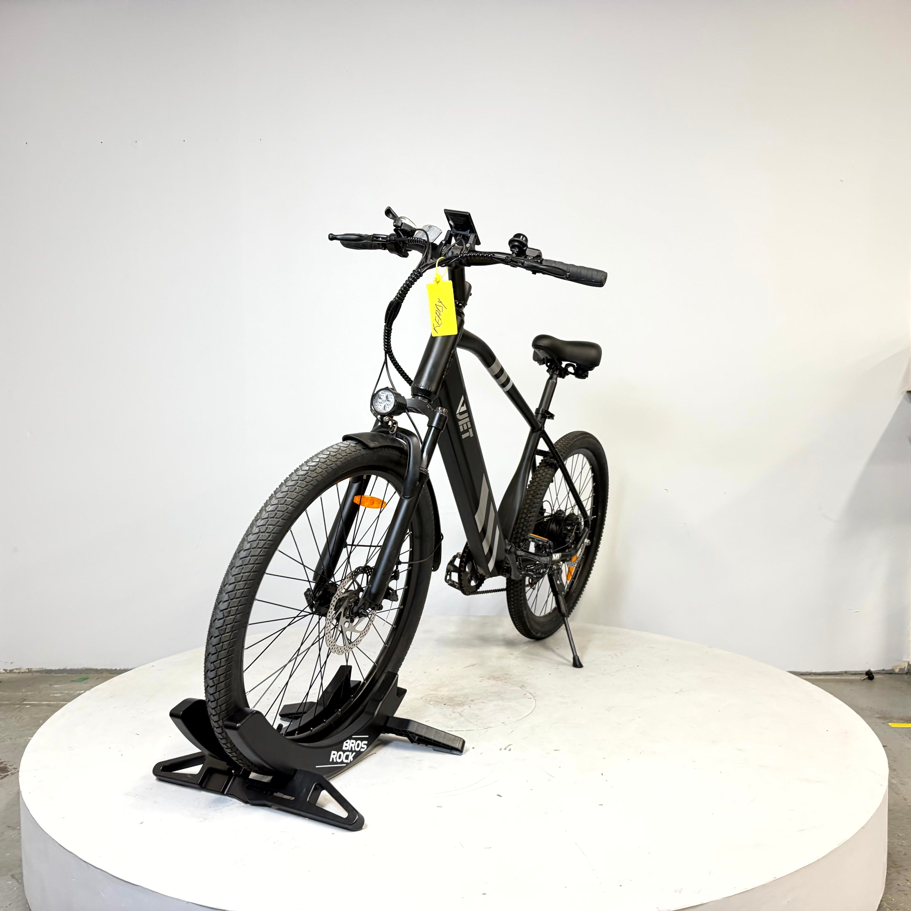 VJET Pre-Owned M1