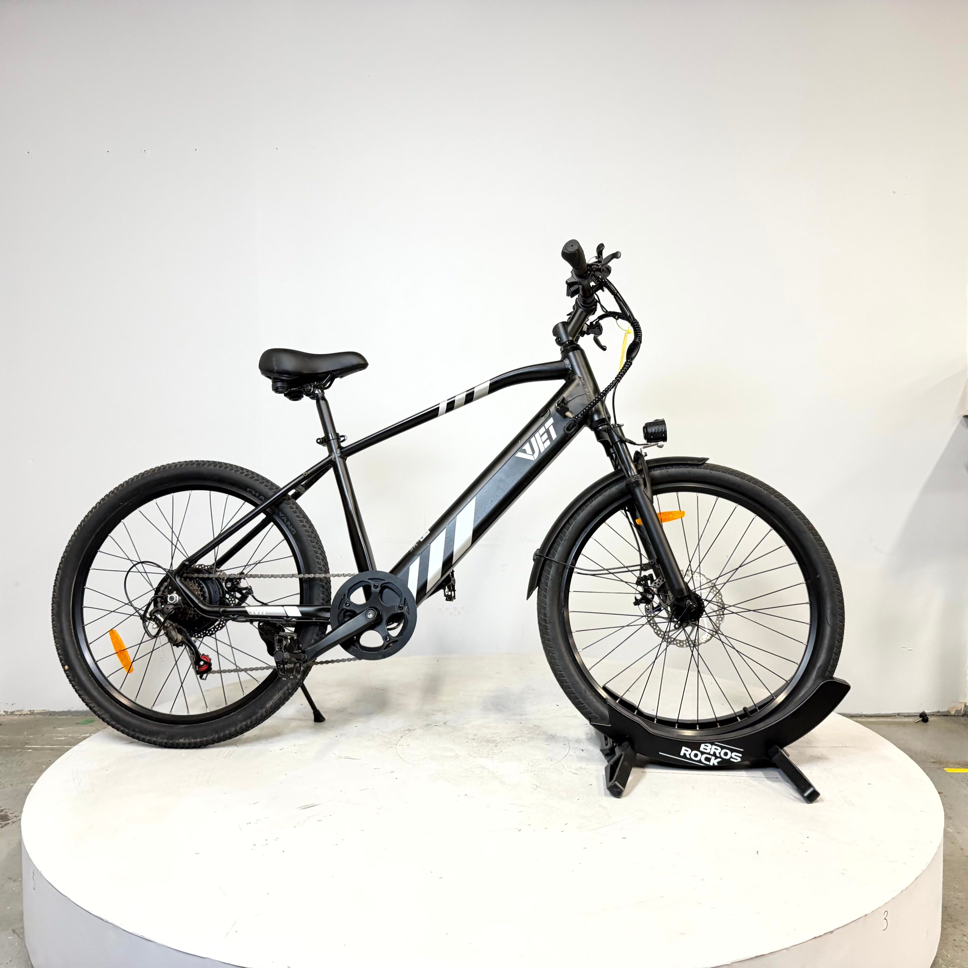 VJET Pre-Owned M1