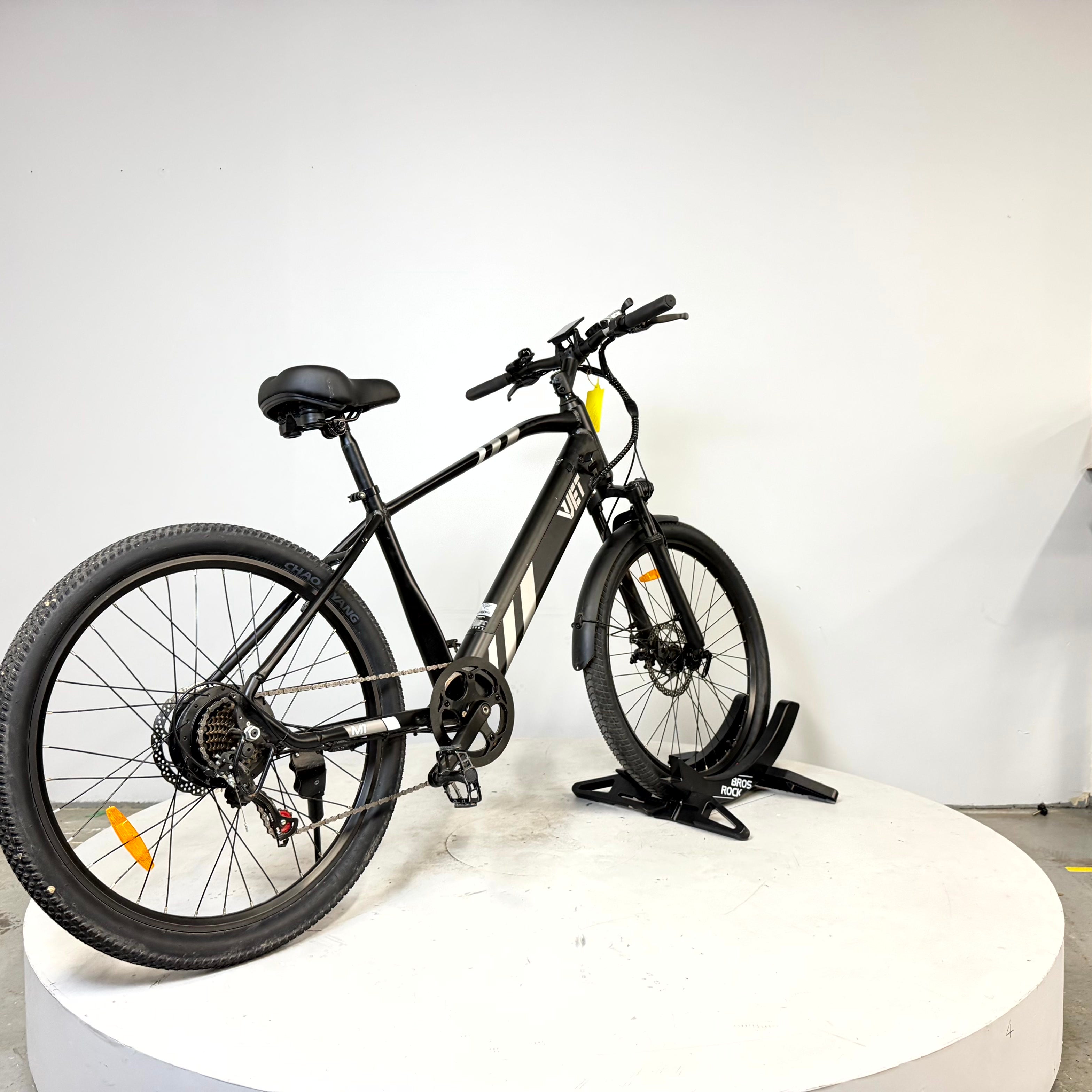 VJET Pre-Owned M1