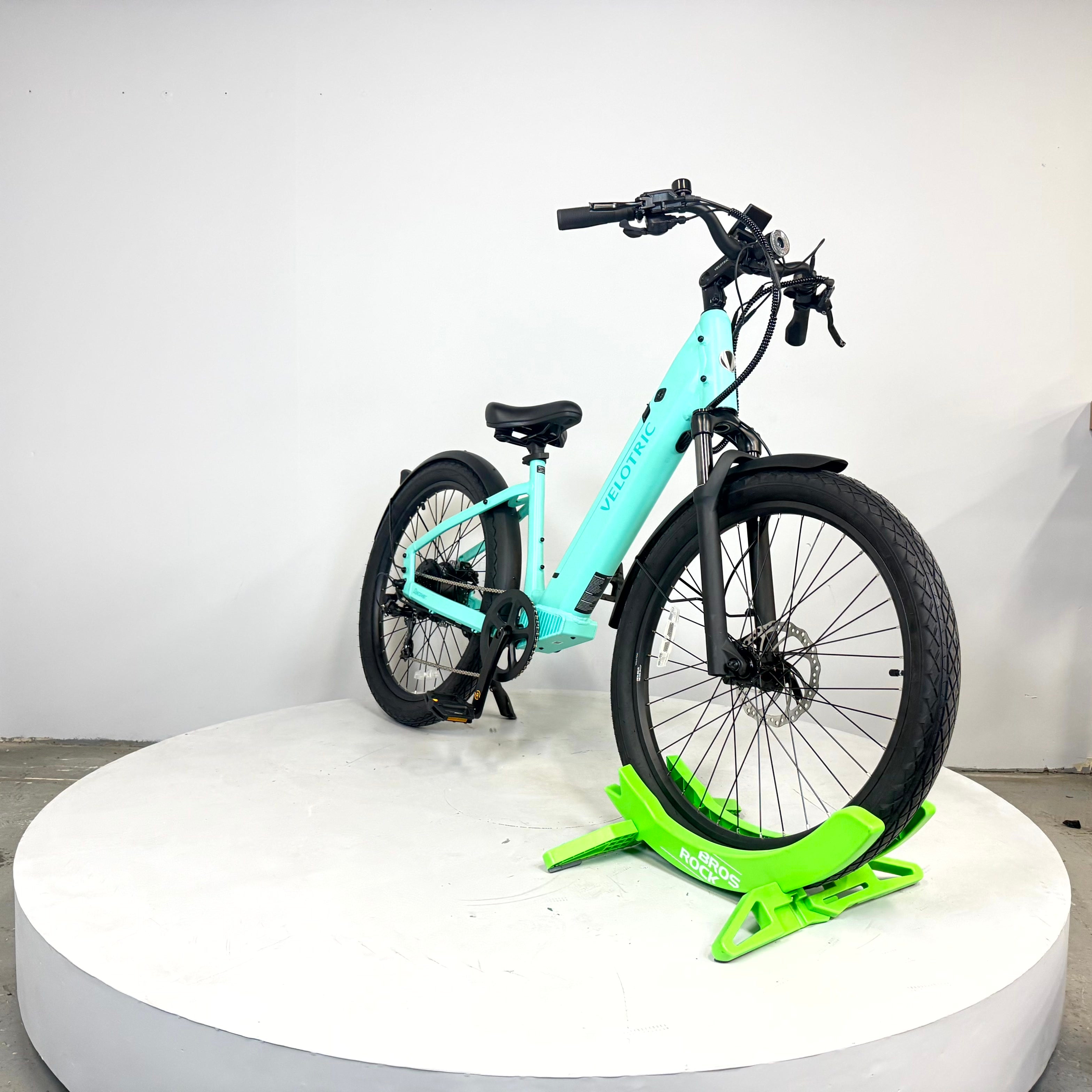 Découvrez le vélo électrique 1 Plus
