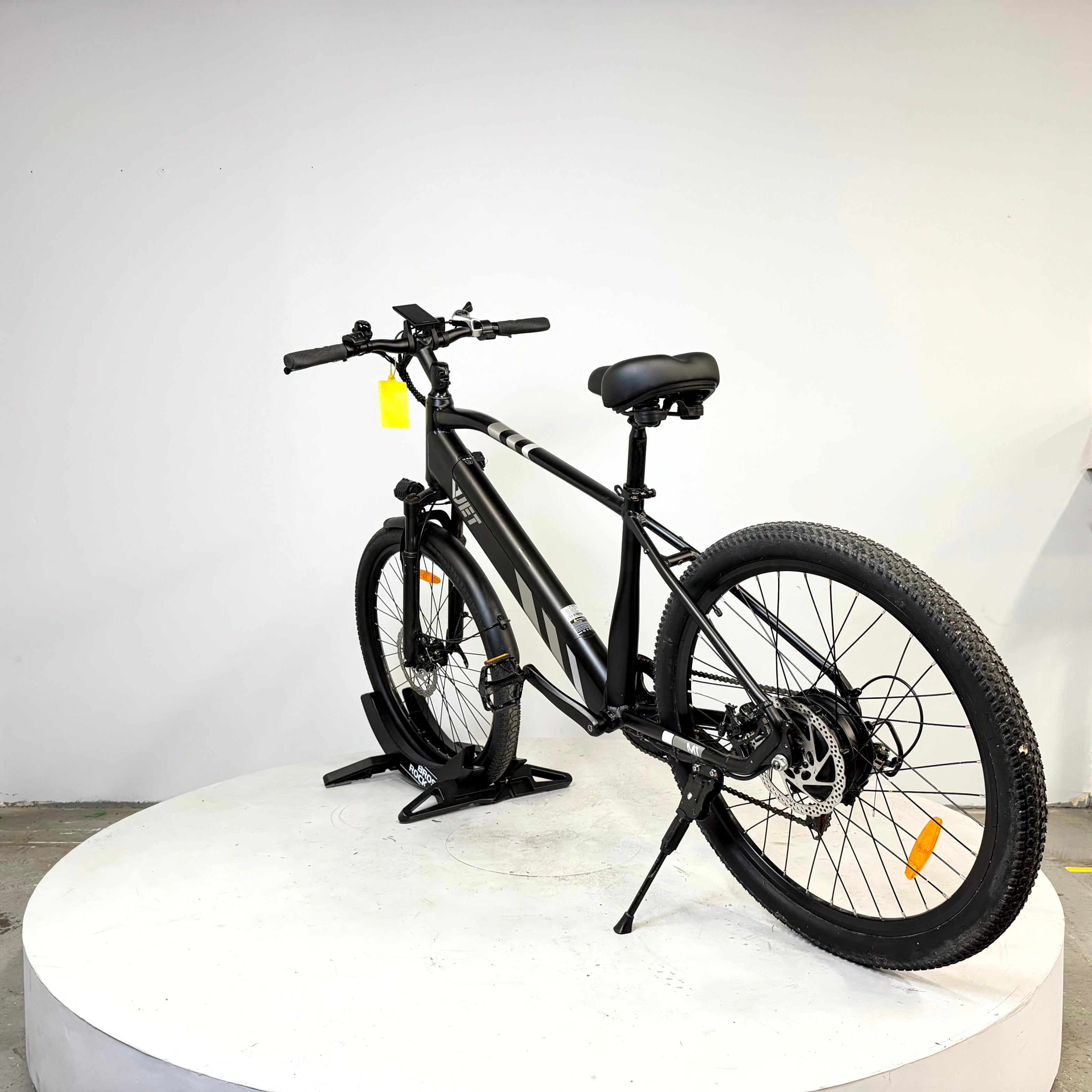 VJET Pre-Owned M1