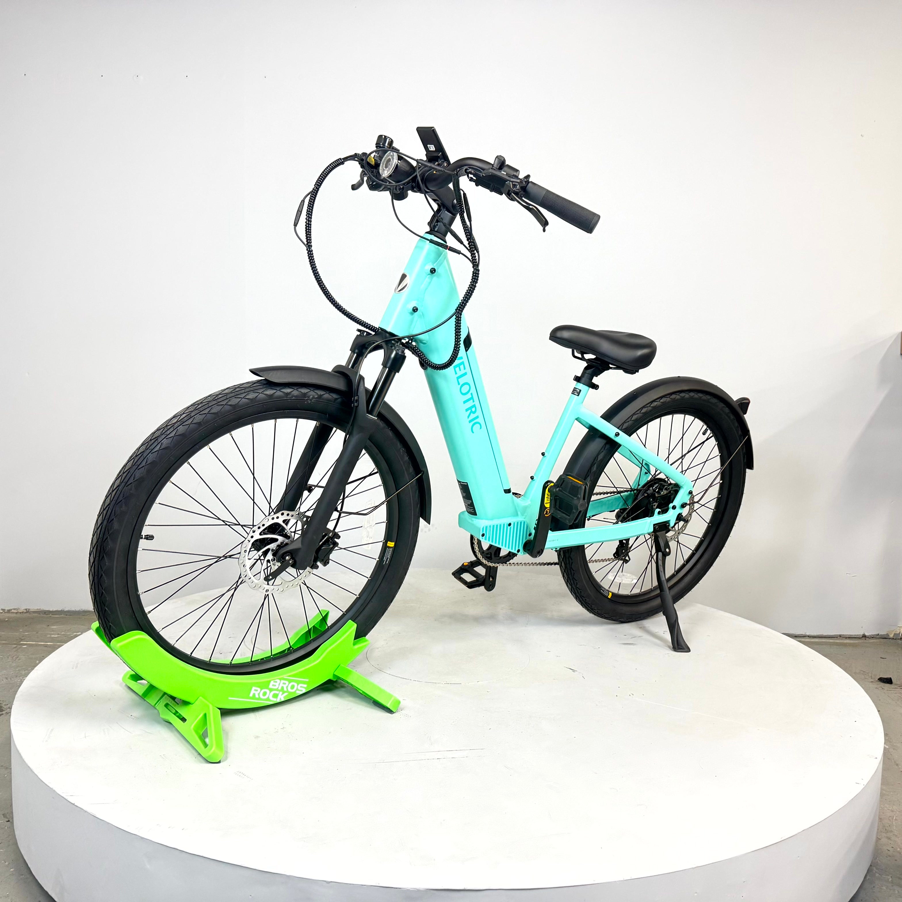 Découvrez le vélo électrique 1 Plus