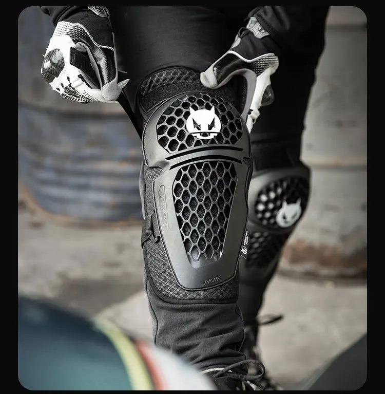 Gift - Monster Park Protection Knee Pads