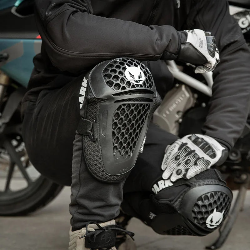 Gift - Monster Park Protection Knee Pads